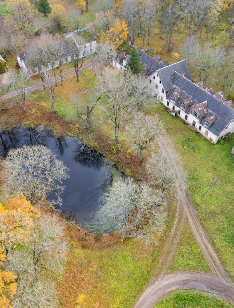 Galēnu muiža un parks