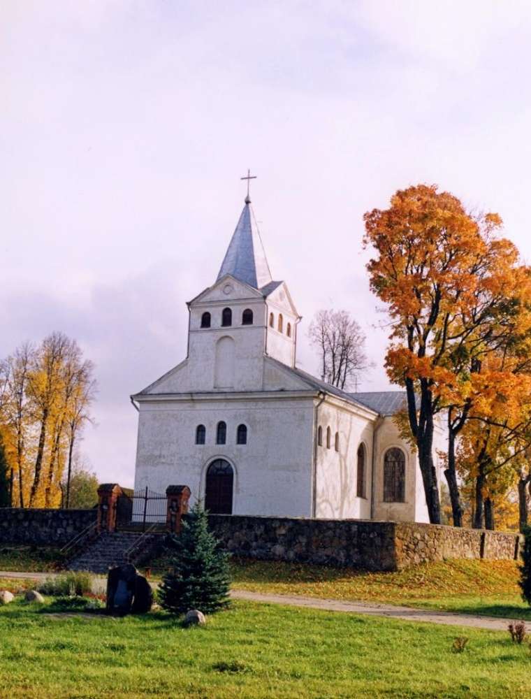Jasmuiža Holy Cross Roman Catholic Church