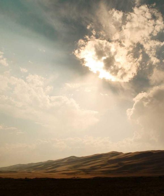 Ita enim vivunt quidam, ut eorum vita refellatur oratio.